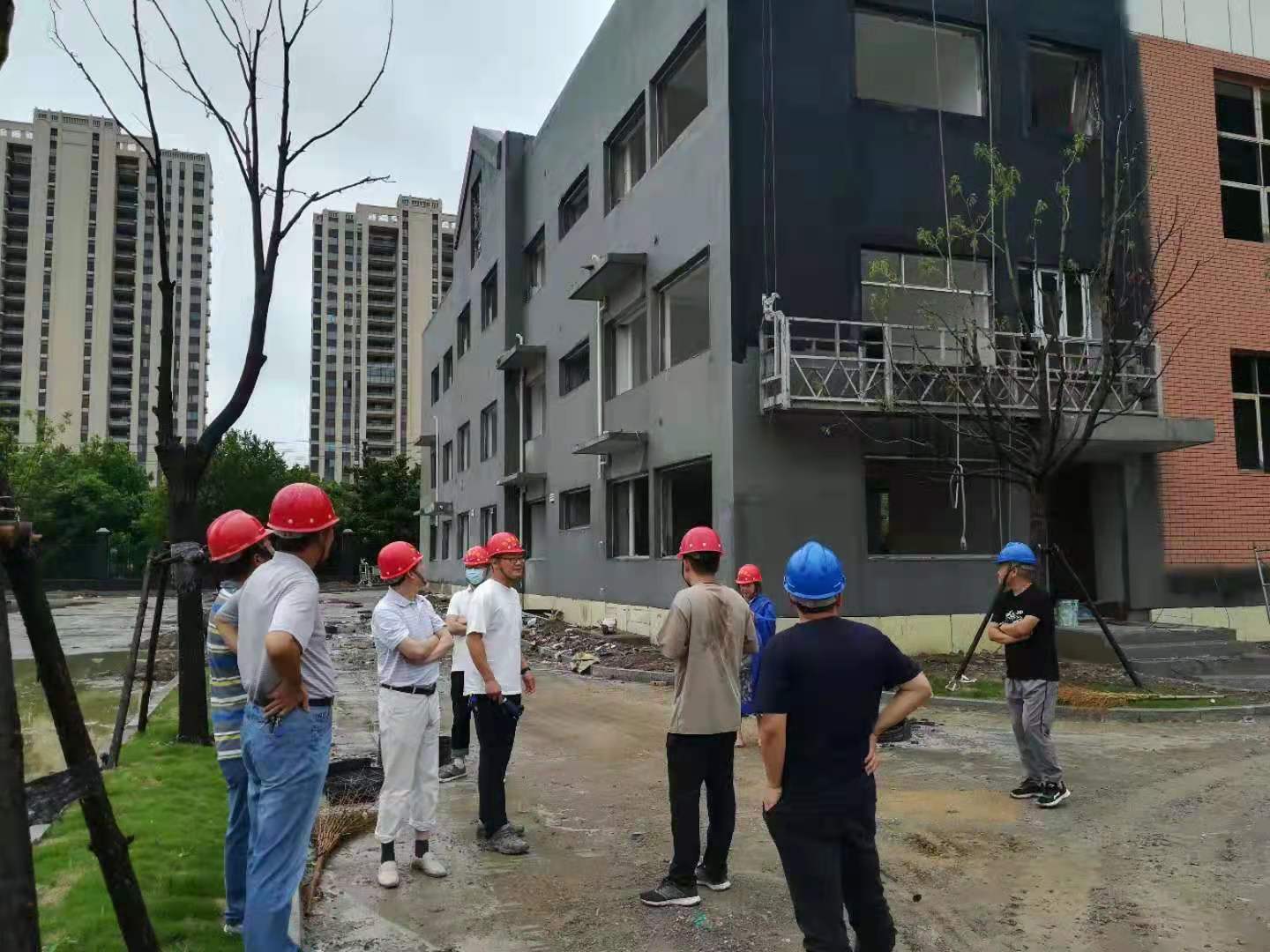 安全检查2.jpg