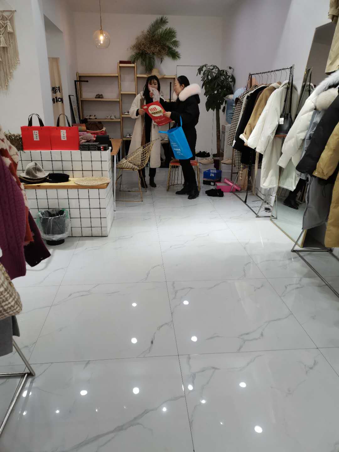 服装.jpg
